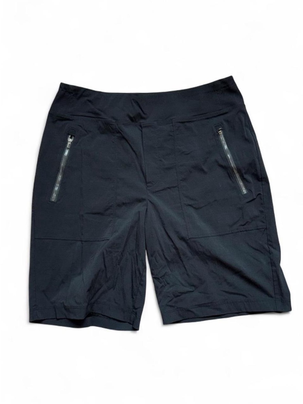 Athleta black Trekkie North Bermuda Shorts size 8